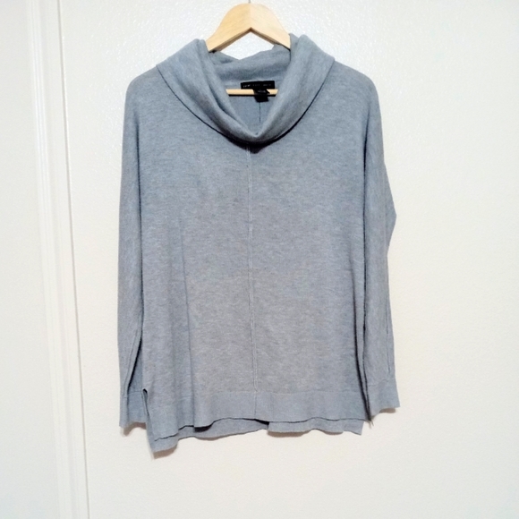 JOAN VASS NY long sleeve gray cowl neck top NWOT - Picture 2 of 6